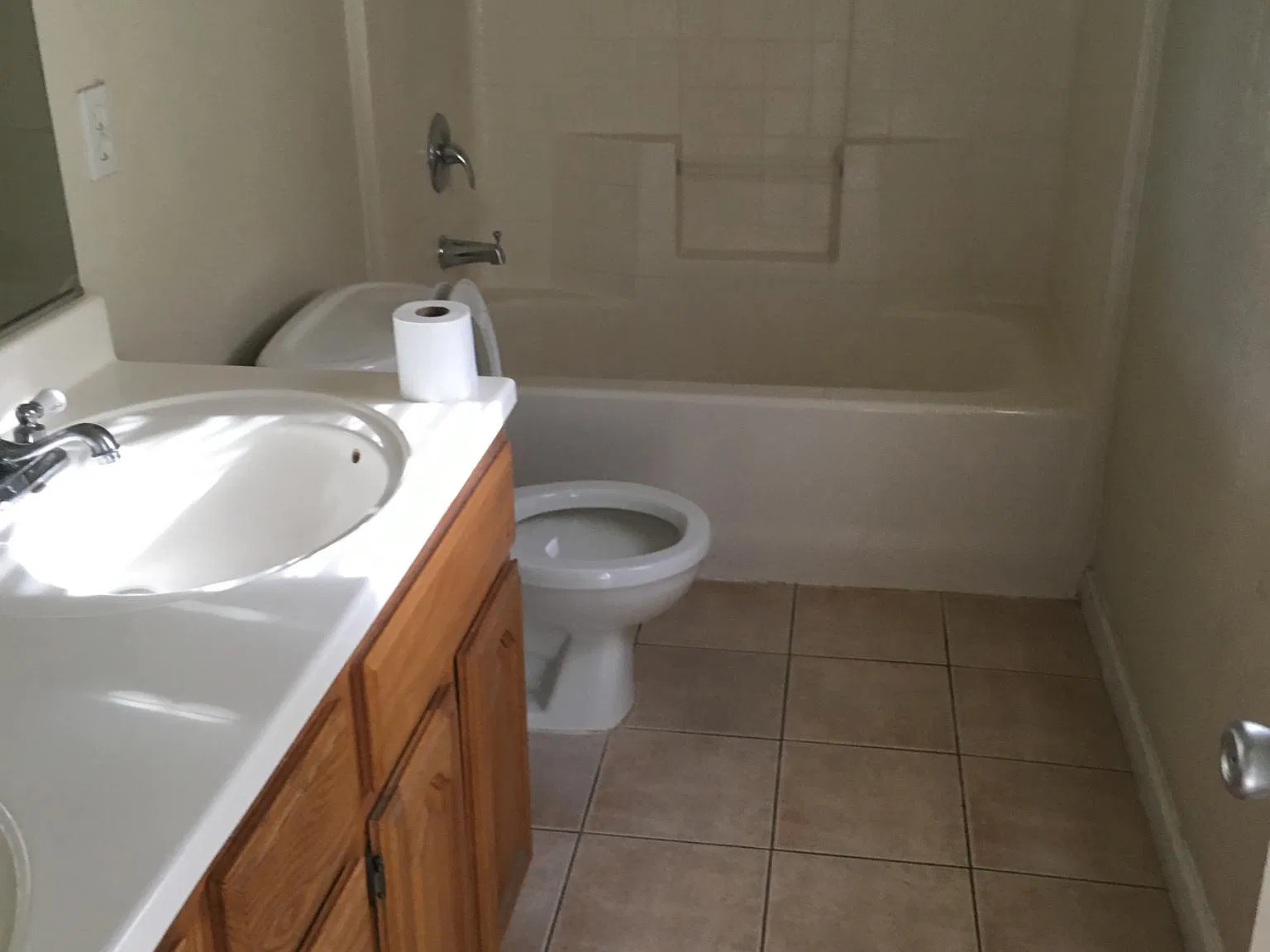 3429 Cypress St — Photo 3