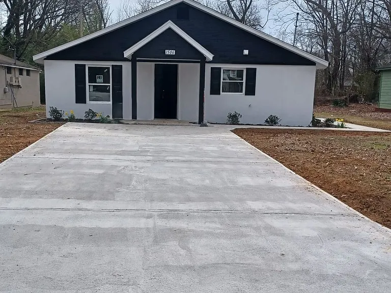 1506 Wendell Ave — Photo 1