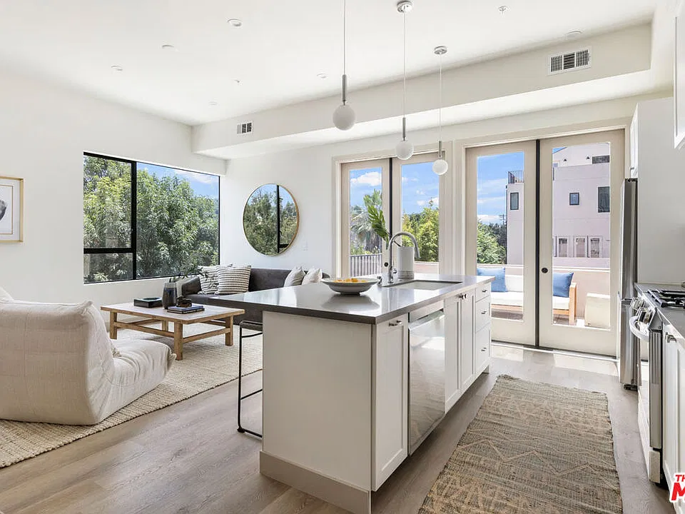 172 S Avenue 58