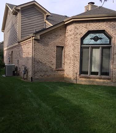 4th image of 974 Elk Hollow Ln