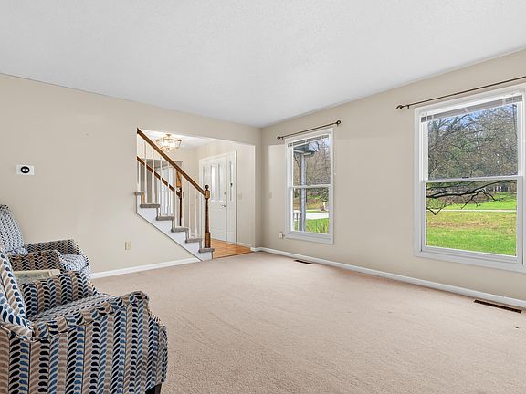5th image of 9050 Cotters Ridge Rd