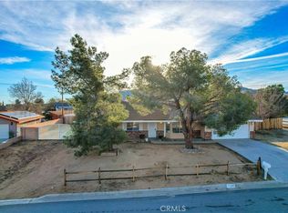 7449 Hermosa Ave, Yucca Valley, CA 92284