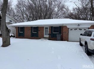 10016 Meadowlark Mnr, Indianapolis, IN