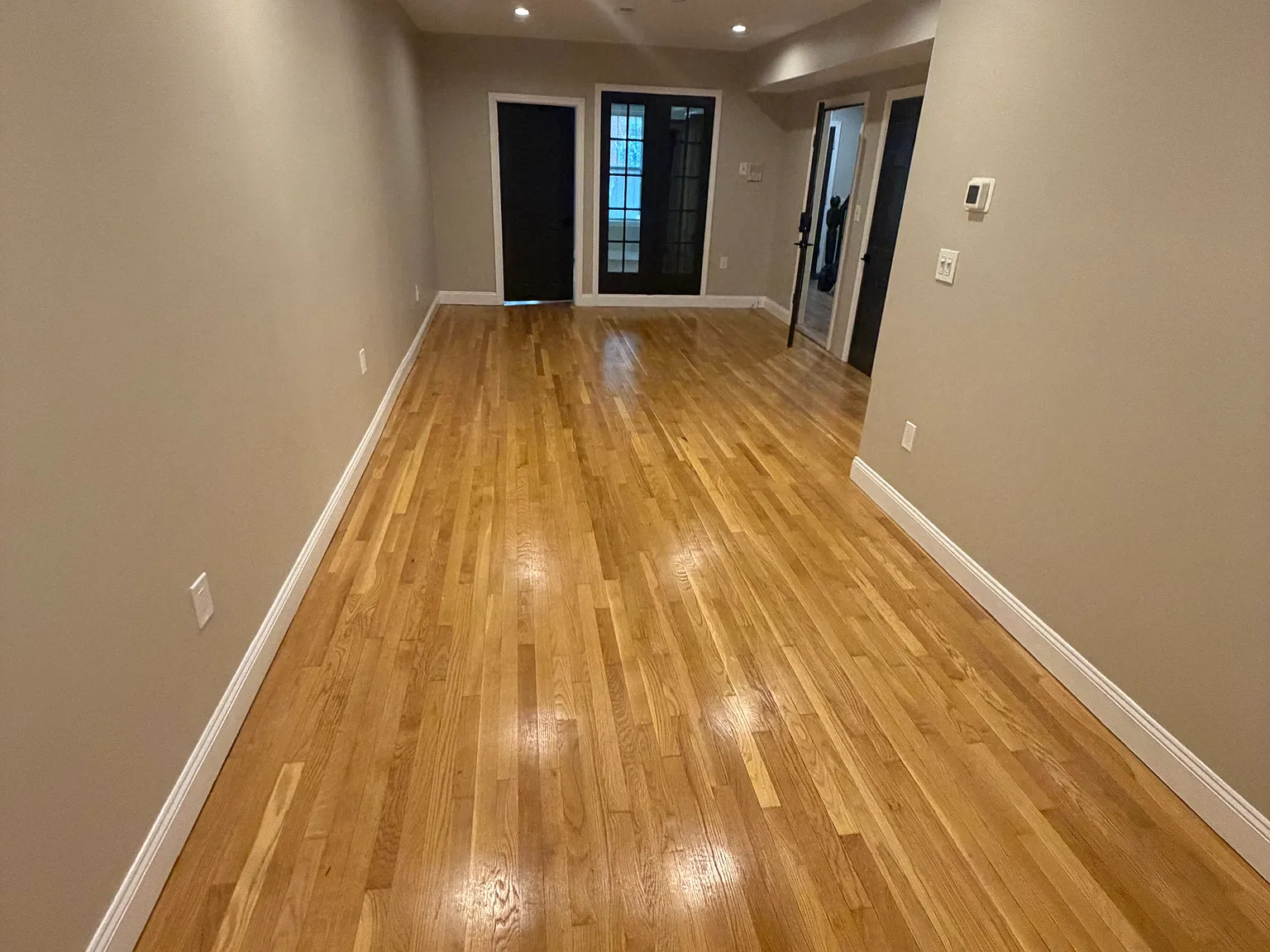 2 bed, 850 sqft, $2,475 — Photo 4