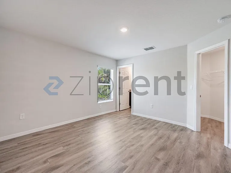12009 Henley Ave #12009 — Photo 11
