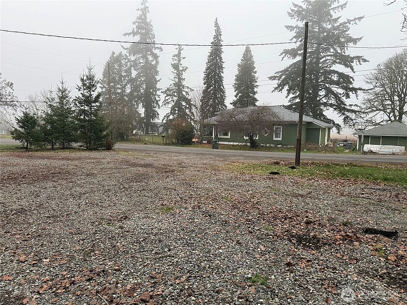 5th image of 28003 Academy Street S