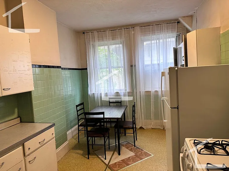 923 Beacon St #3 — Photo 9