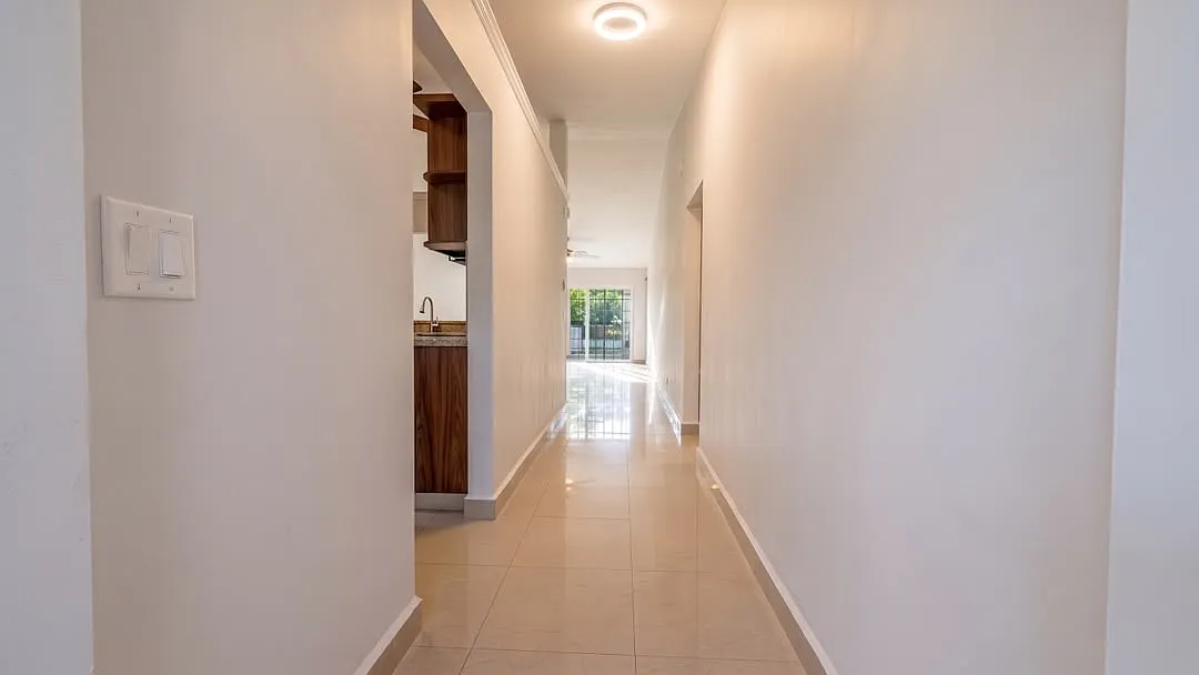3 bed, $2,900 — Photo 3