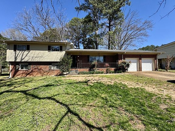 2nd image of 11311 Woodcrest Dr SE