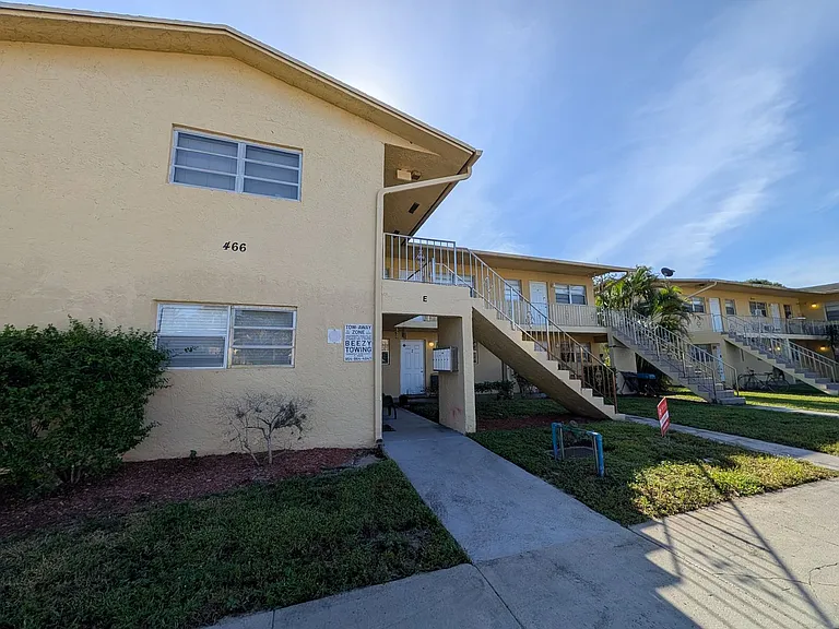 466 Sunshine Dr — Photo 10