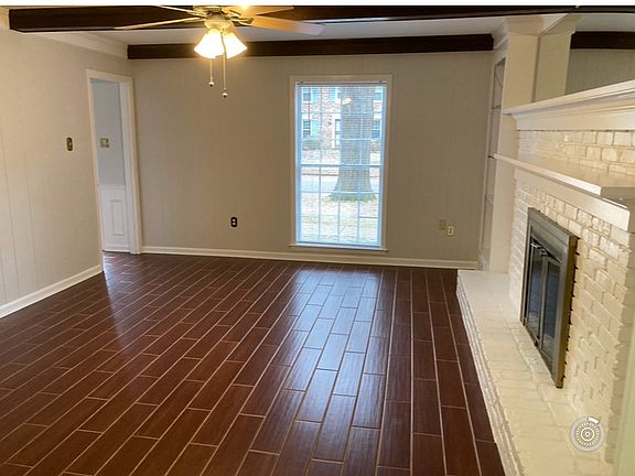 3rd image of 2150 New Meadow Dr