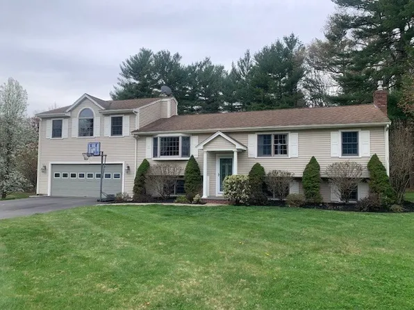 359 East St, Bridgewater, MA 02324