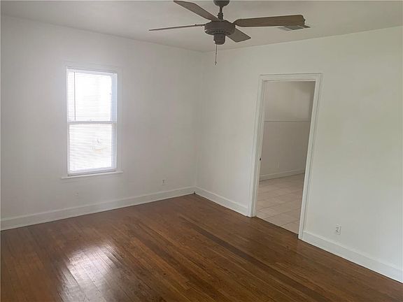 2nd image of 5713 Woodrow Ave