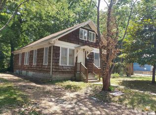 405 S Forest Ave, Carbondale, IL 62901