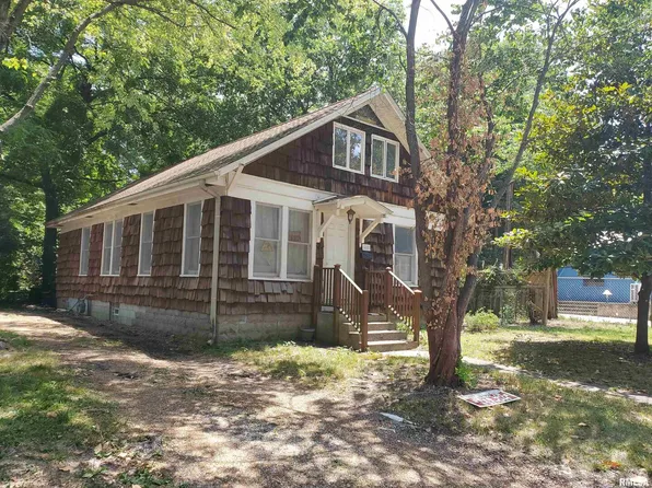 405 S Forest Ave, Carbondale, IL 62901