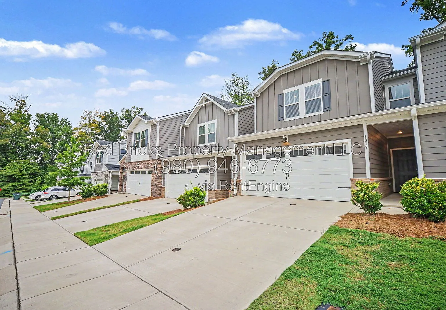 3 bed, 2.5 bath, 1618 sqft, $2,145 — Photo 3