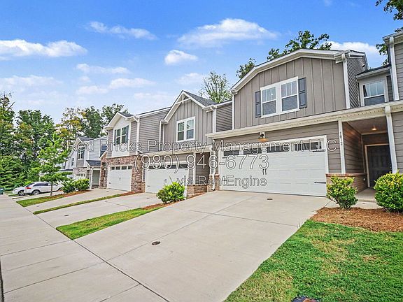 3rd image of 1012 Maltby St