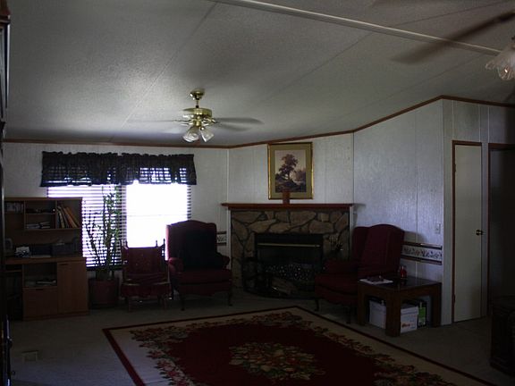 5th image of 9003 Barton Ave