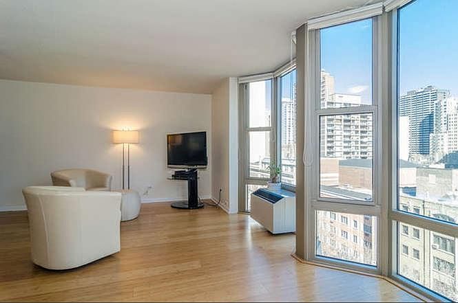 1st image of 1340 N Dearborn St APT 9C