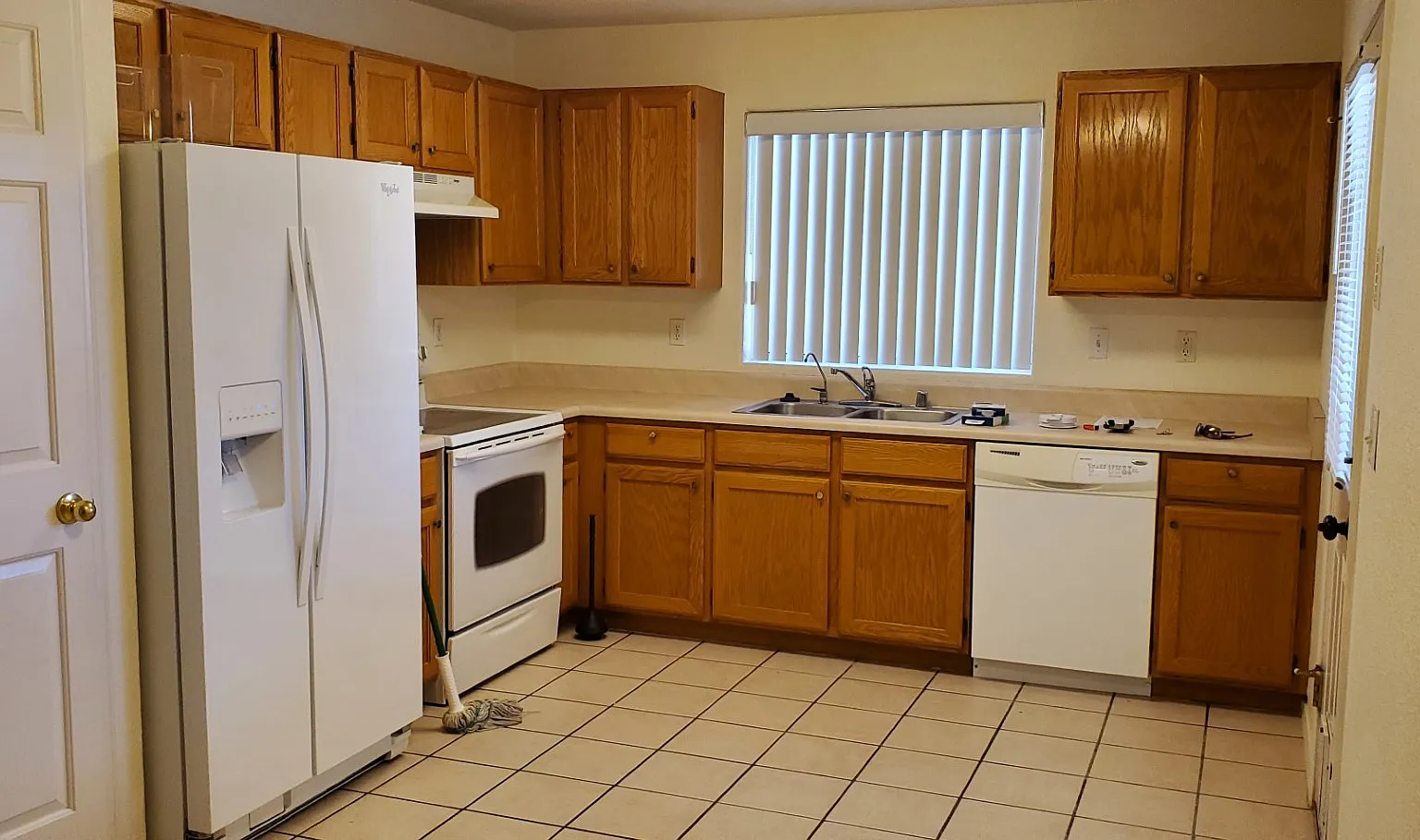 2 bed, 1006 sqft, $1,500 — Photo 1