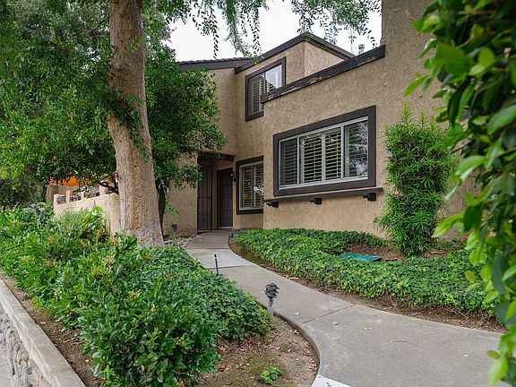 5th image of 263 E Sierra Madre Blvd #3