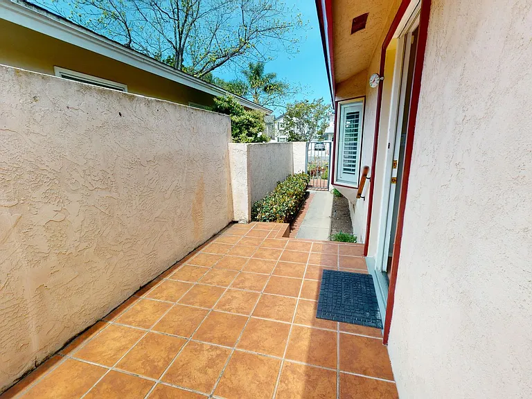 713 I Ave — Photo 12