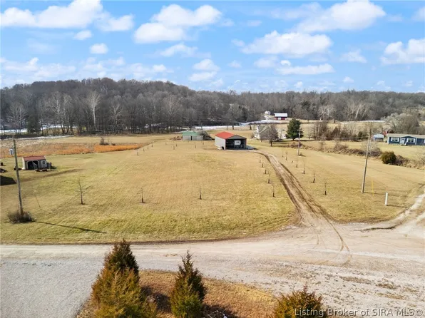 3235 E Spiceview Lane, Palmyra, IN 47164