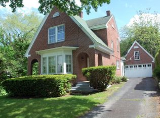 1227 Lebanon St, Bluefield, WV 24701