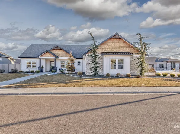 332 Brookwood Ct, Fruitland, ID 83619