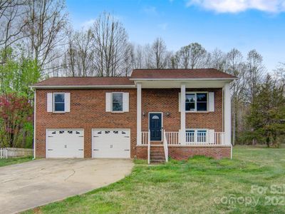 905 Southside Ct, Lenoir, NC, 28645