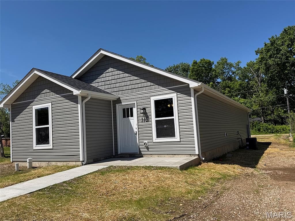 315 S Olive St, Sullivan, MO 63080 | MLS #26027716 | Zillow