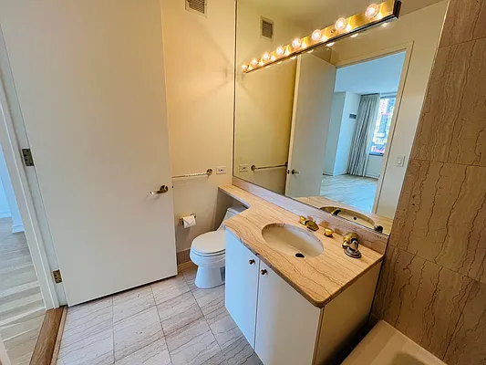 Rented by Living Quest Real Estate Inc. | media 23