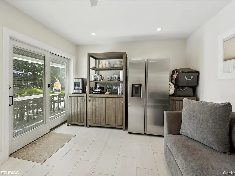 935 Corey Creek Ln — Photo 16