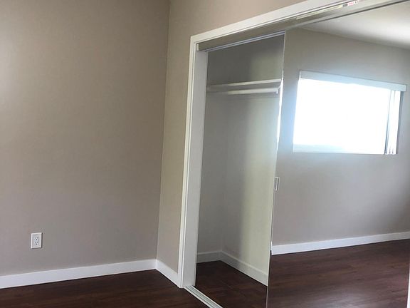 3rd image of 466 S Euclid Ave APT 6