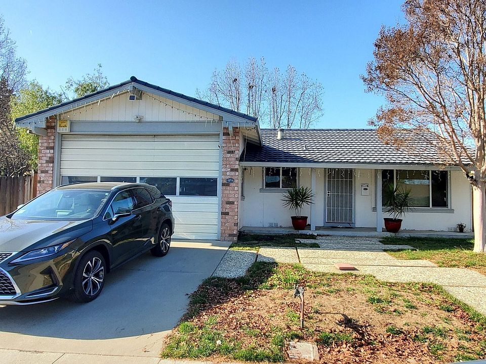 1st image of 3723 Darwin Dr