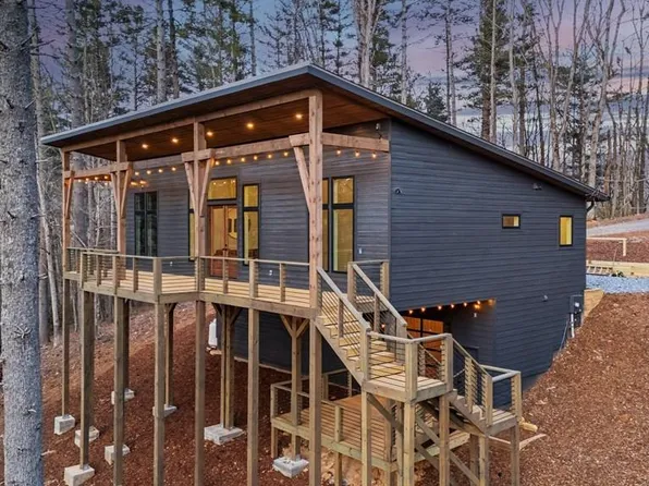 106 Circle Dr, Ellijay, GA 30536