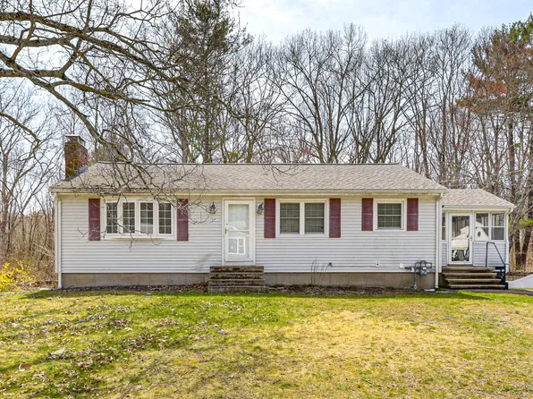 115 Knott St, Attleboro, MA 02703