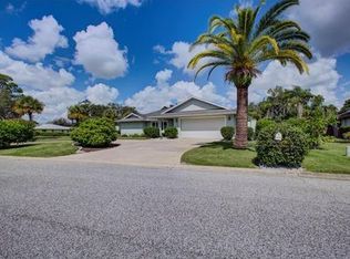 5709 Timber Lake Cir, Sarasota, FL 34243