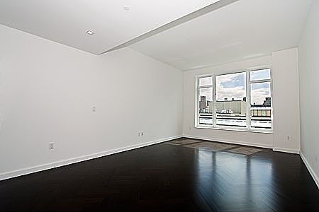 1st image of 400 W 12th St APT 10D
