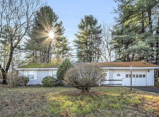 28 Wildes Rd, Chelmsford, MA 01824