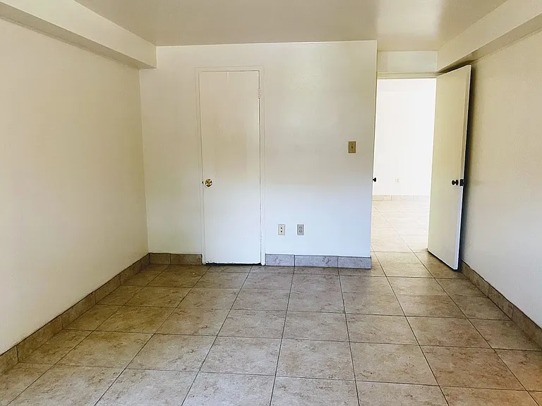 2355 Eldridge — Photo 13