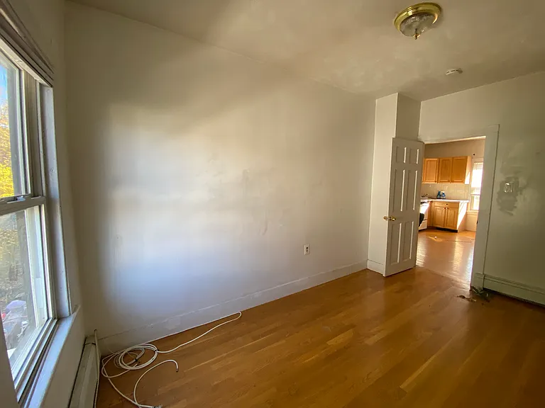 11 Snow St #2R — Photo 3
