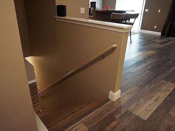 4th image of 6 Deer Point
