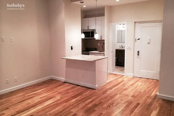 Rented by Sotheby's International Realty | media 9