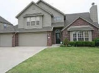 708 E Seattle St, Broken Arrow, OK 74012