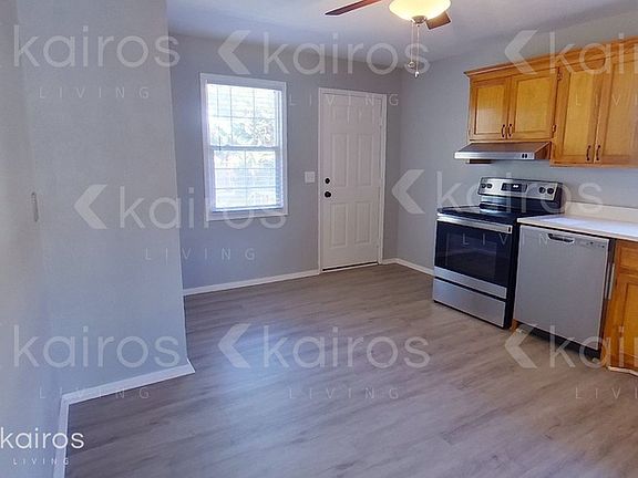 3rd image of 3310 Linda Dr