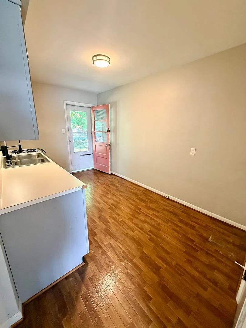 Renovated 1 bed 1 bath near Downtown Lexington! — Photo 3