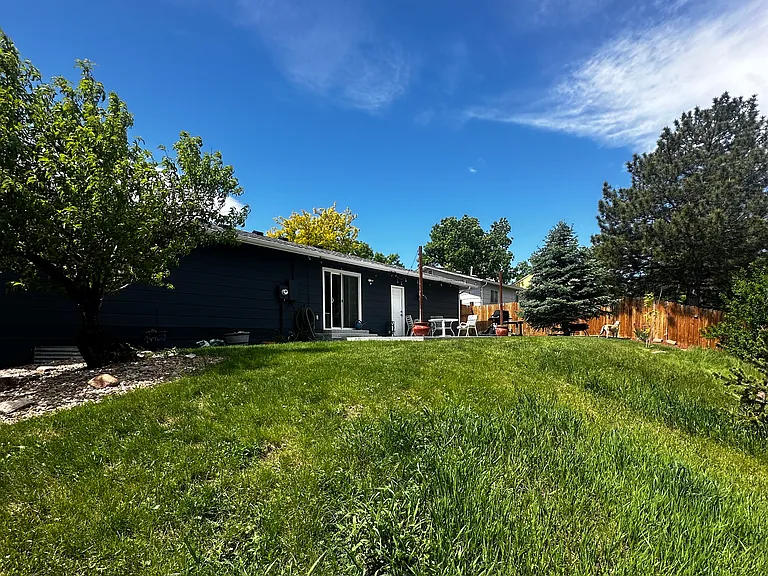 5009 E Peakview Ave — Photo 4