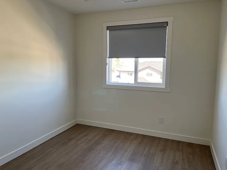 5001 60th Ave #306 — Photo 6