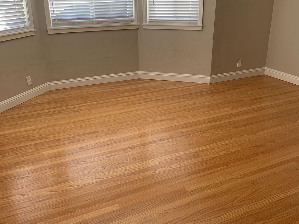 Living/Dining Area
